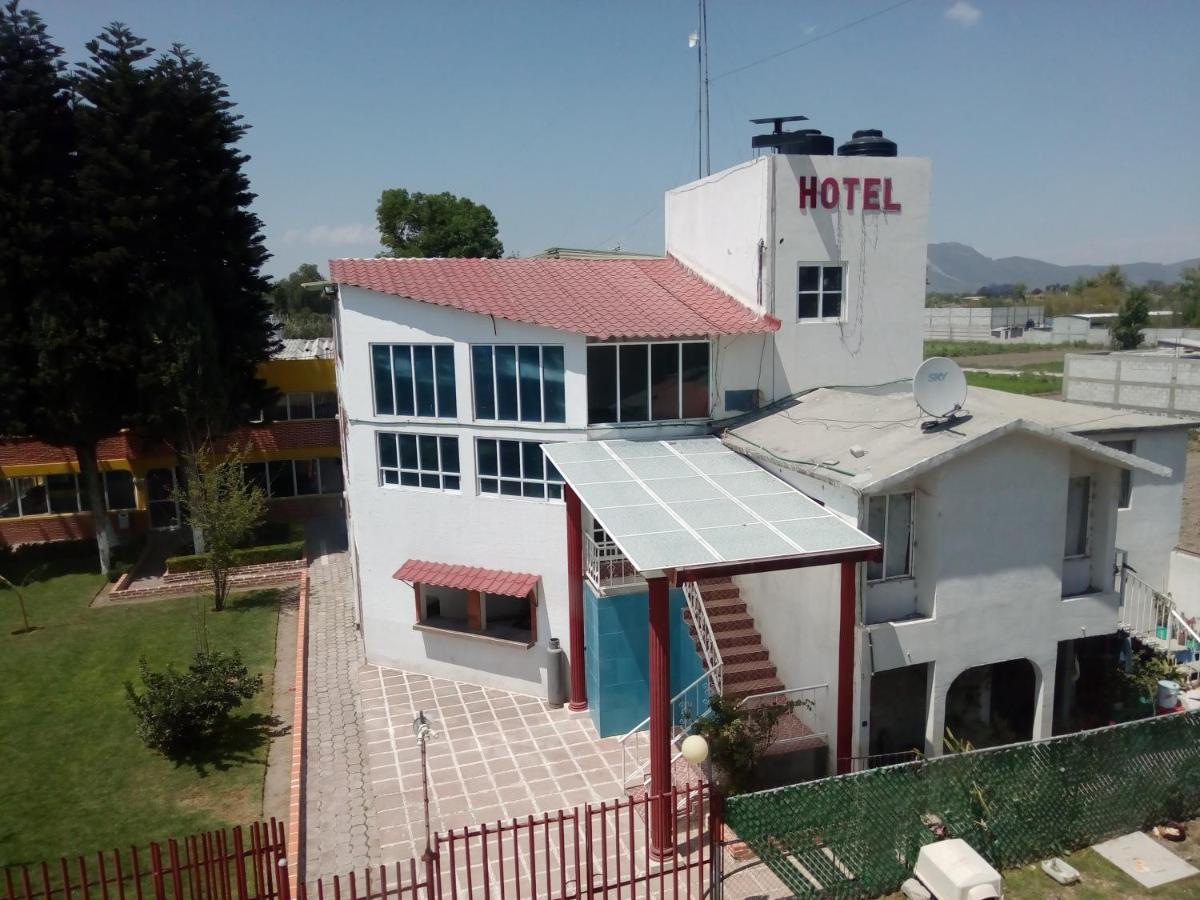 Hotel Cipreses Исмикилпан Екстериор снимка